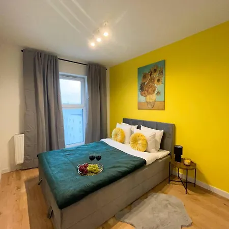 Lumina Premium For A Family Apartman Łódź
