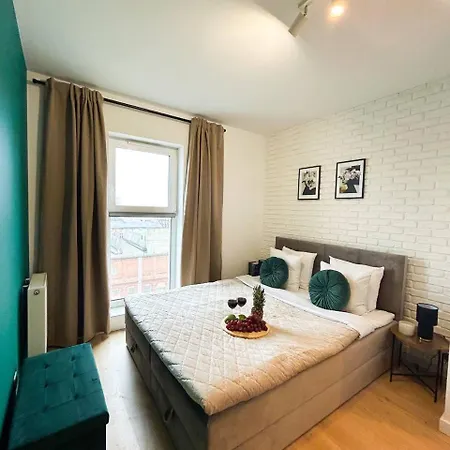 Lumina Premium For A Family Apartman Łódź