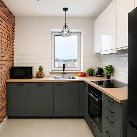 Lumina I Family 2br I With Balcony I Parking * Lodz
