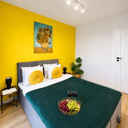 Lumina I Family 2br I With Balcony I Parking