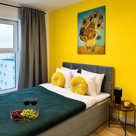 Lumina I Family 2br I With Balcony I Parking *